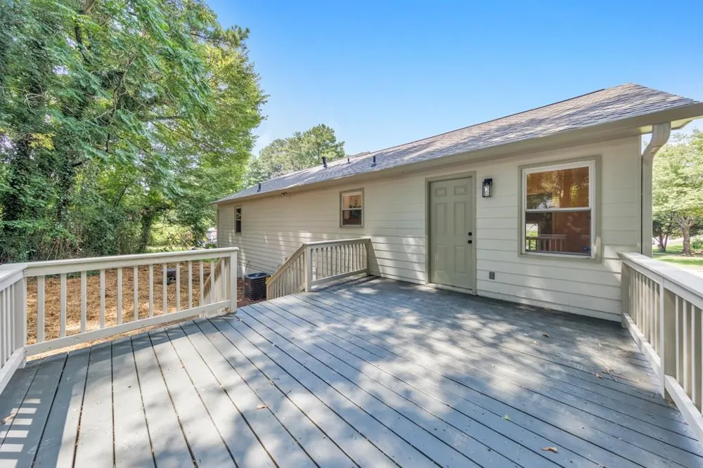1006 Pinetree Court Powder Springs, GA 30127