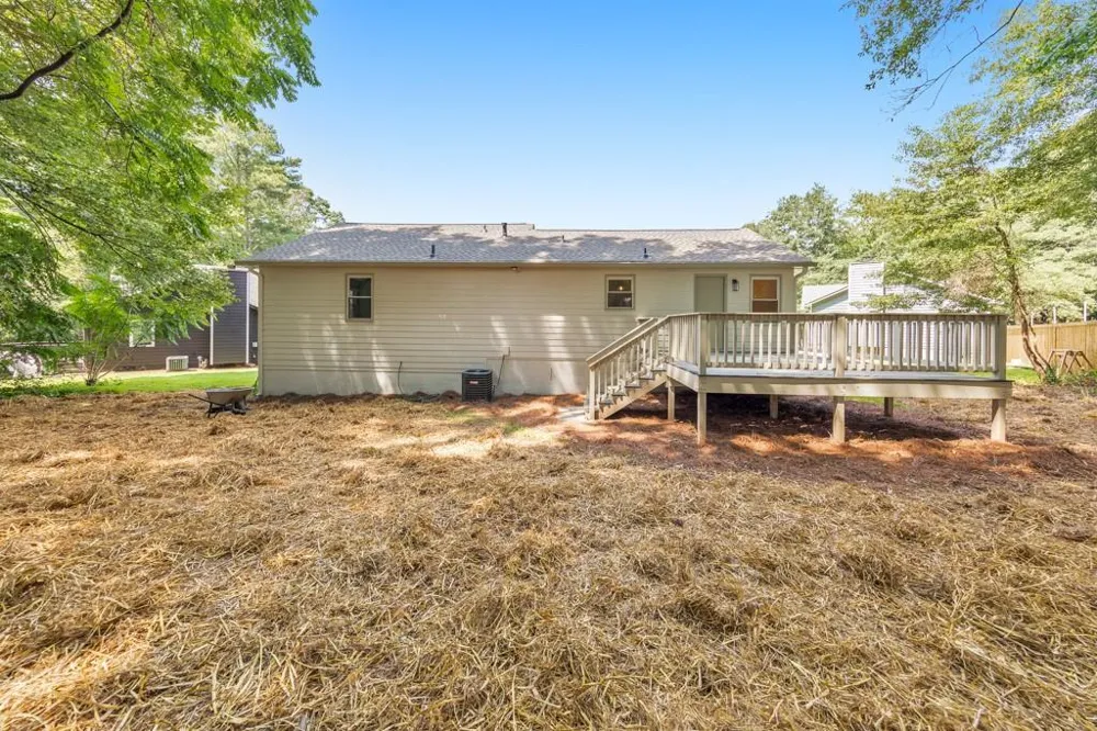1006 Pinetree Court Powder Springs, GA 30127