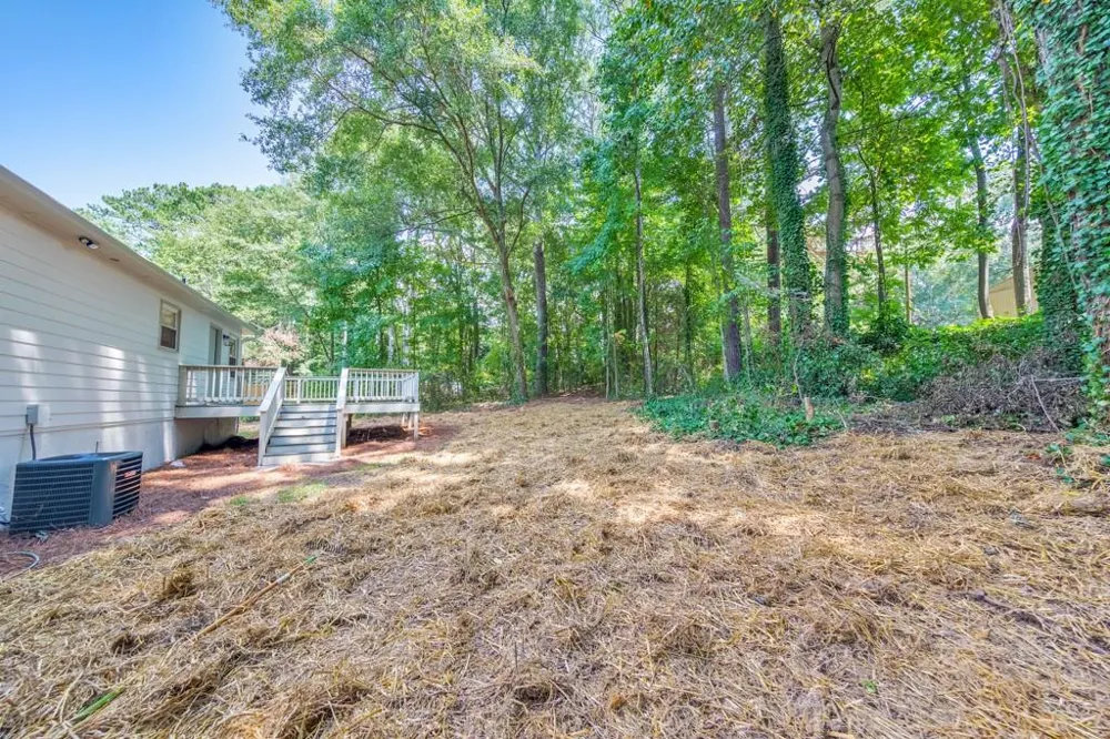 1006 Pinetree Court Powder Springs, GA 30127