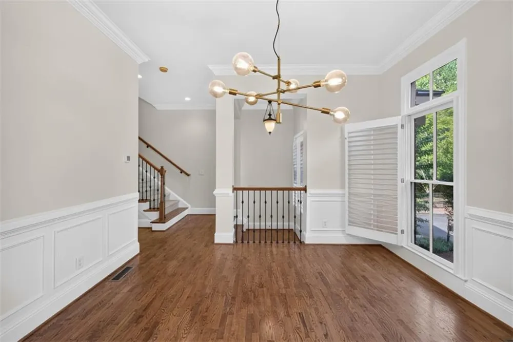 1012 Merrivale Chase Roswell, GA 30075