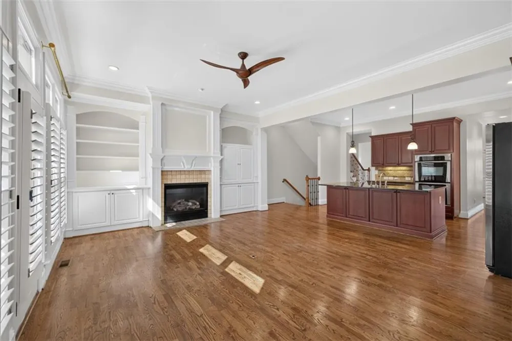 1012 Merrivale Chase Roswell, GA 30075
