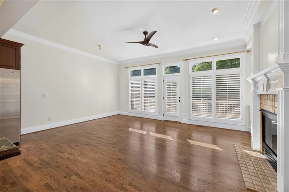 1012 Merrivale Chase Roswell, GA 30075
