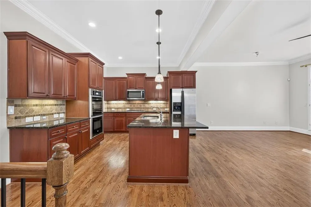 1012 Merrivale Chase Roswell, GA 30075