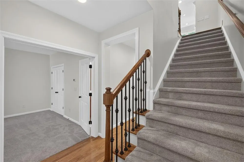 1012 Merrivale Chase Roswell, GA 30075