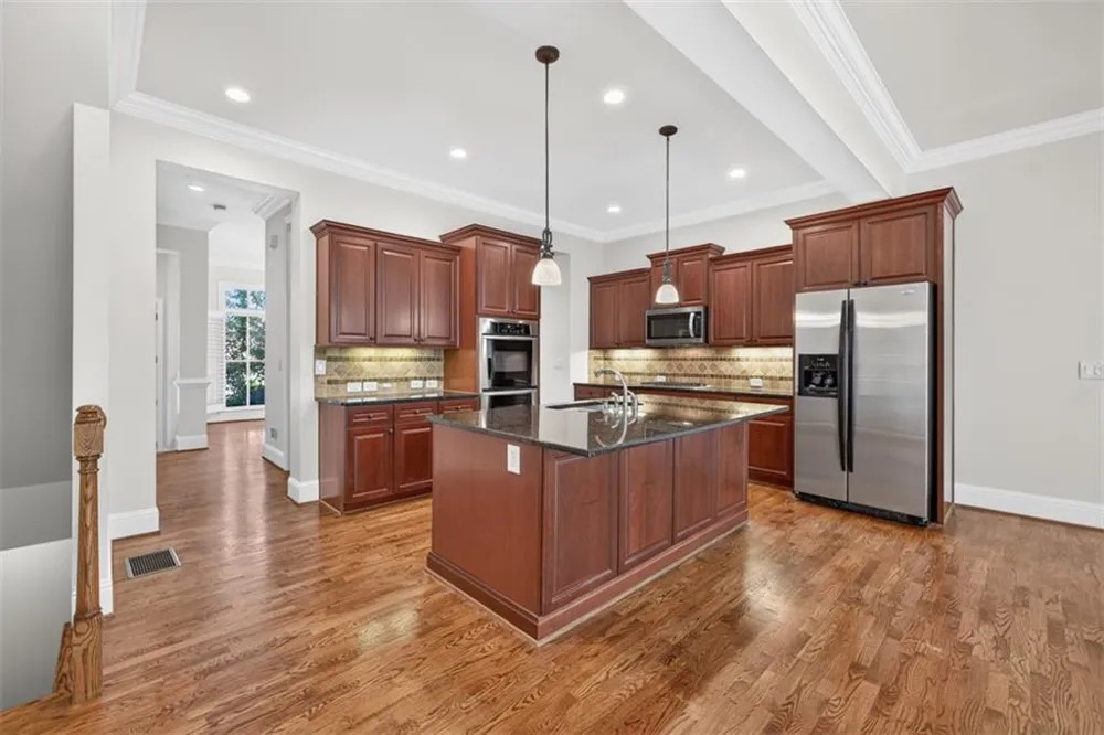 1012 Merrivale Chase Roswell, GA 30075