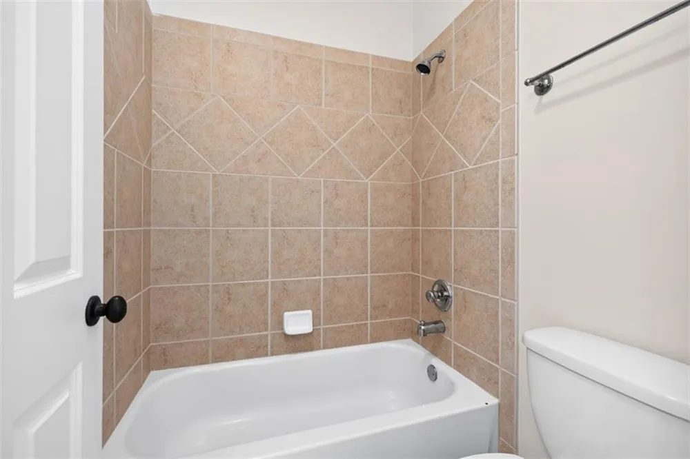 1012 Merrivale Chase Roswell, GA 30075