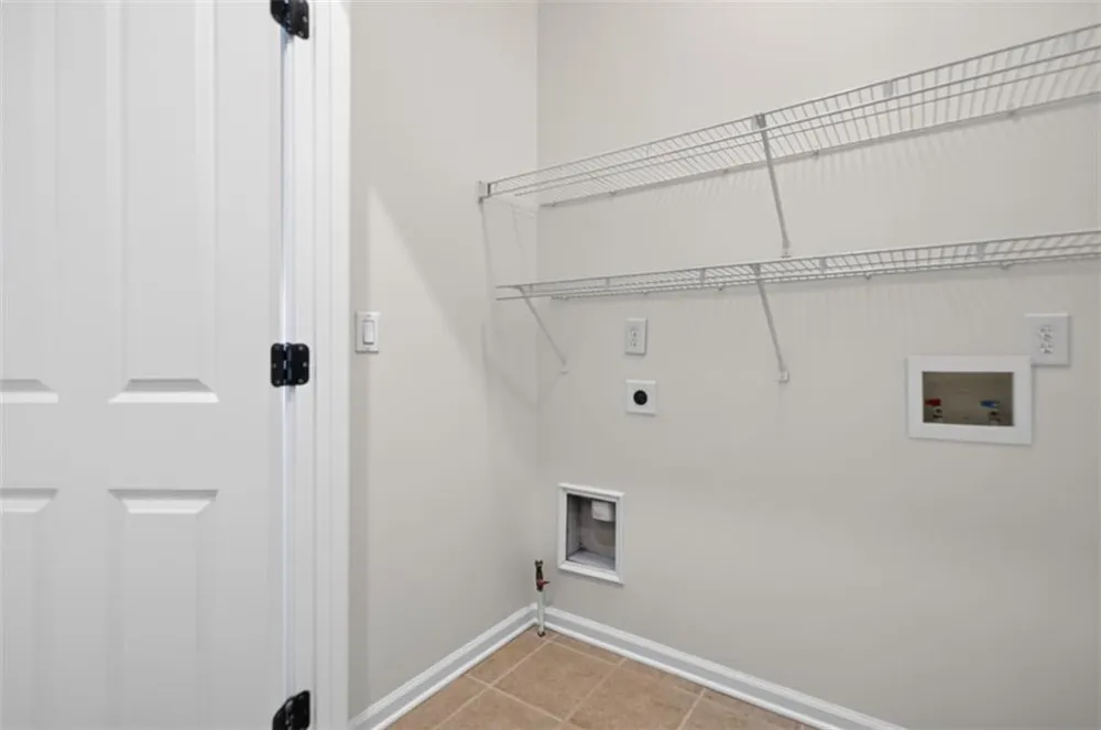 1012 Merrivale Chase Roswell, GA 30075