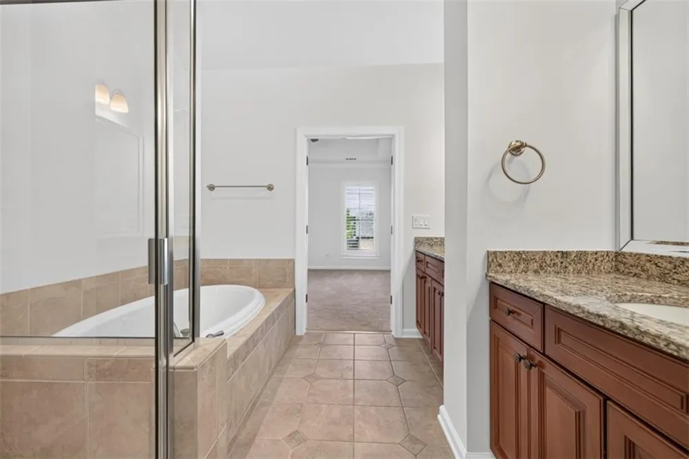 1012 Merrivale Chase Roswell, GA 30075