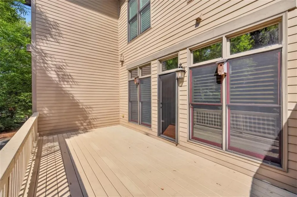 1012 Merrivale Chase Roswell, GA 30075