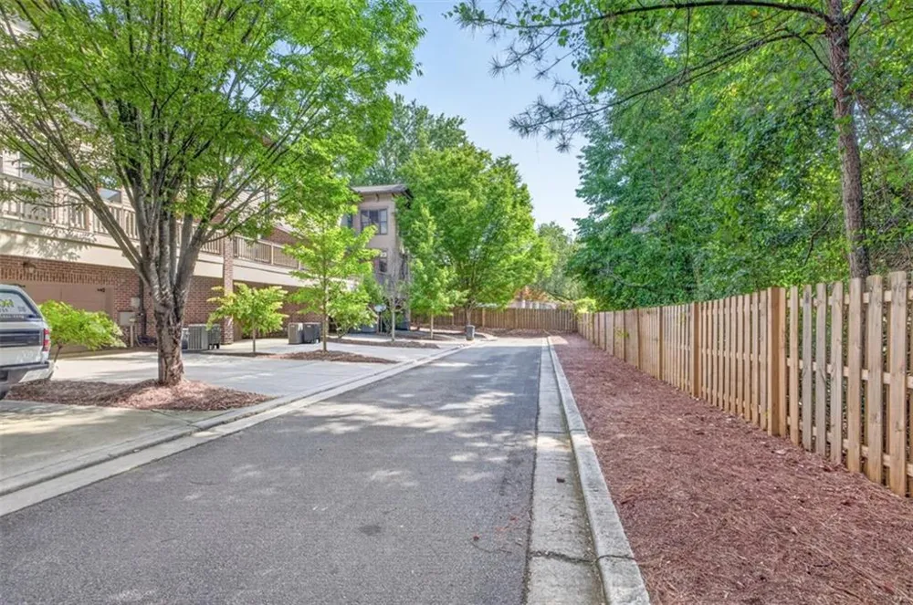 1012 Merrivale Chase Roswell, GA 30075