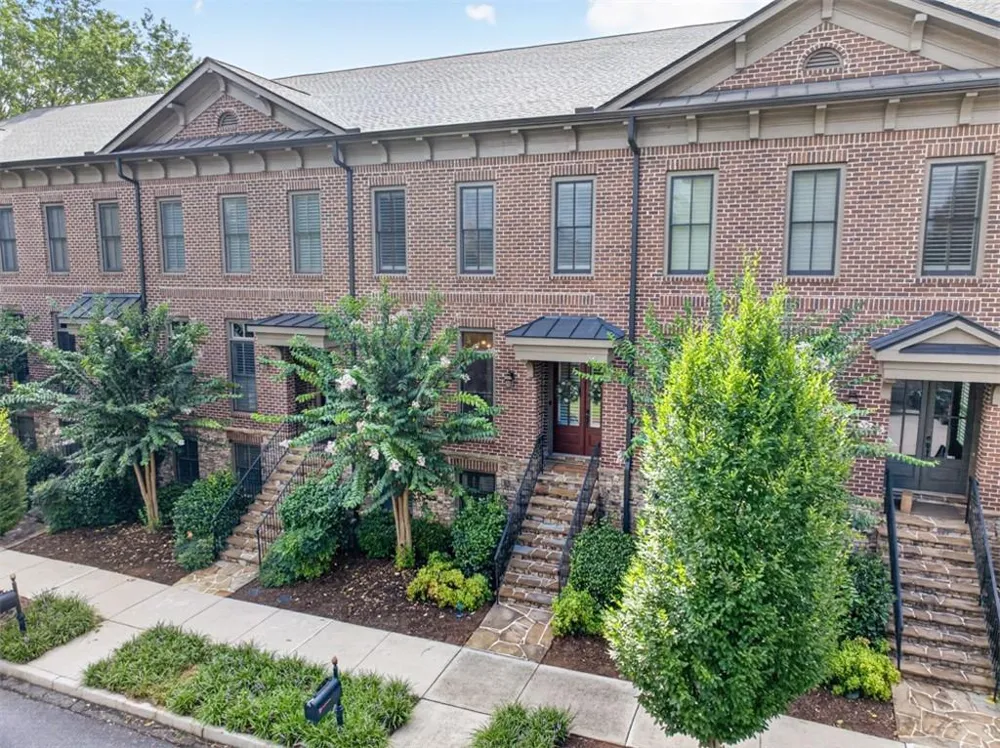 1012 Merrivale Chase Roswell, GA 30075