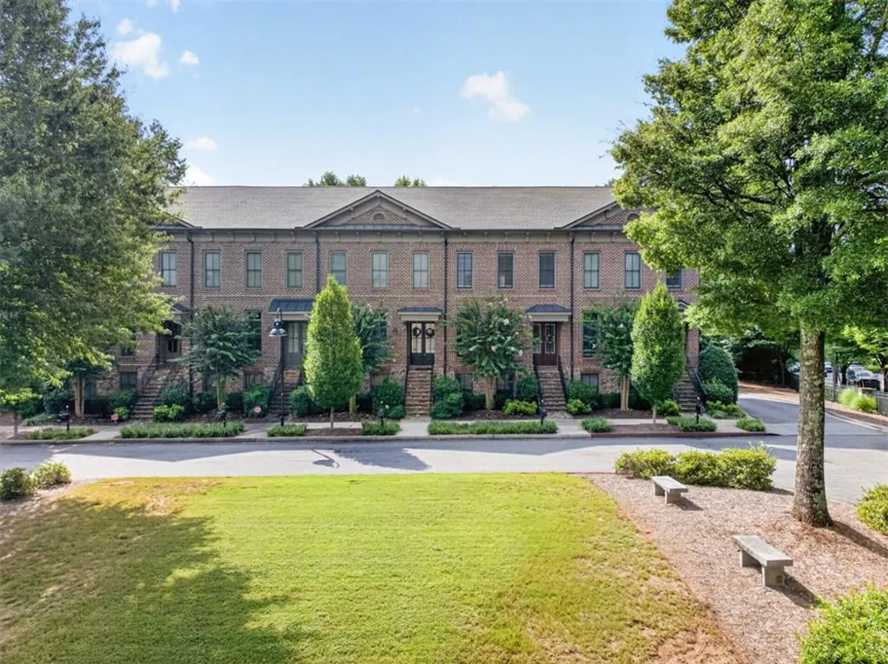 1012 Merrivale Chase Roswell, GA 30075