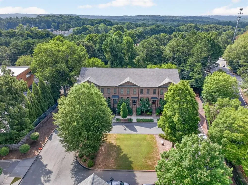 1012 Merrivale Chase Roswell, GA 30075