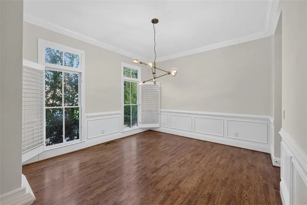 1012 Merrivale Chase Roswell, GA 30075