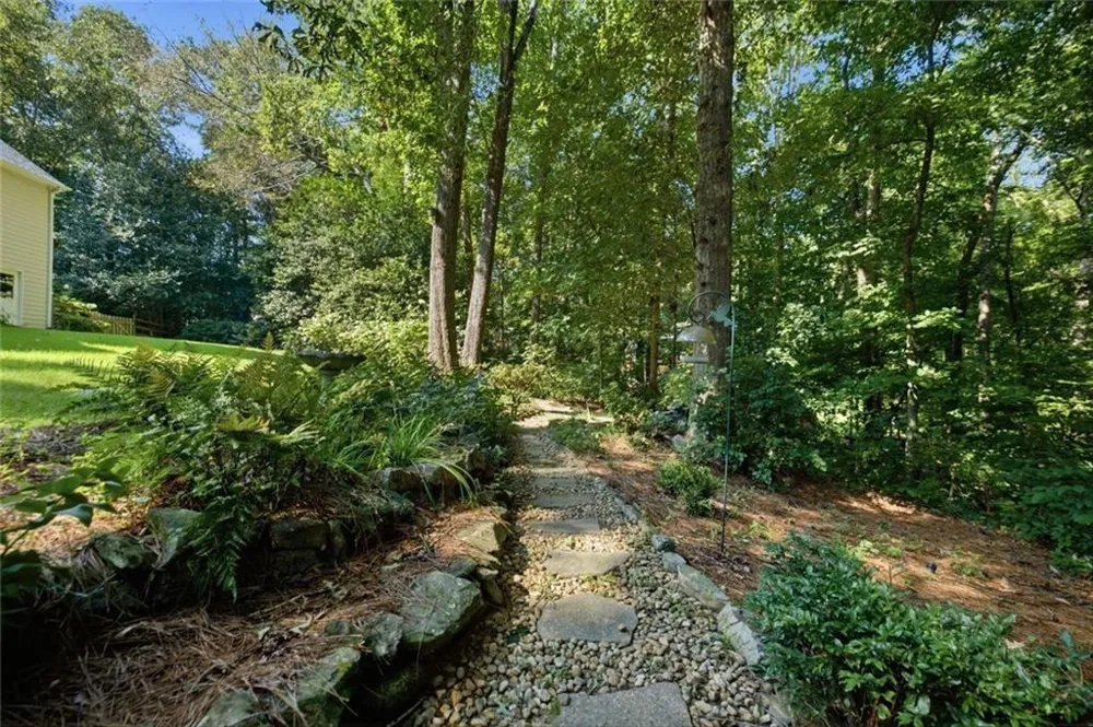865 Dockbridge Way Alpharetta, GA 30004