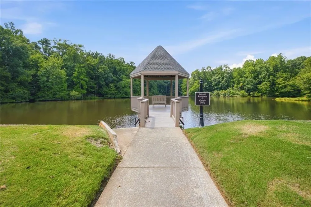 865 Dockbridge Way Alpharetta, GA 30004