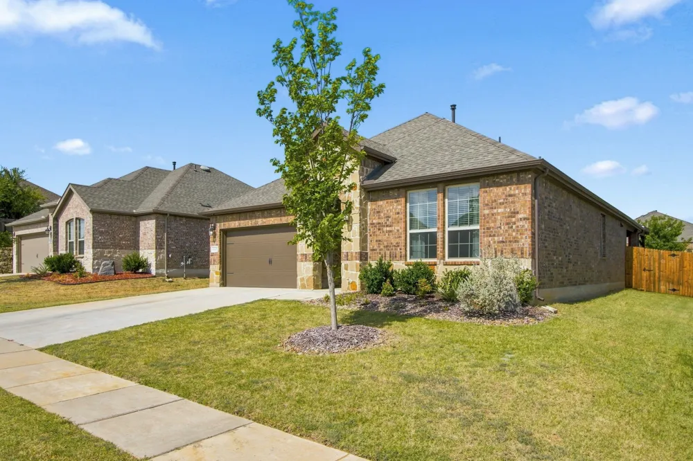 11217 Shady Meadows Way Aubrey, TX 76227