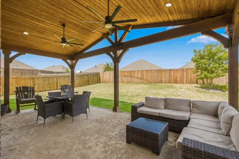 11217 Shady Meadows Way