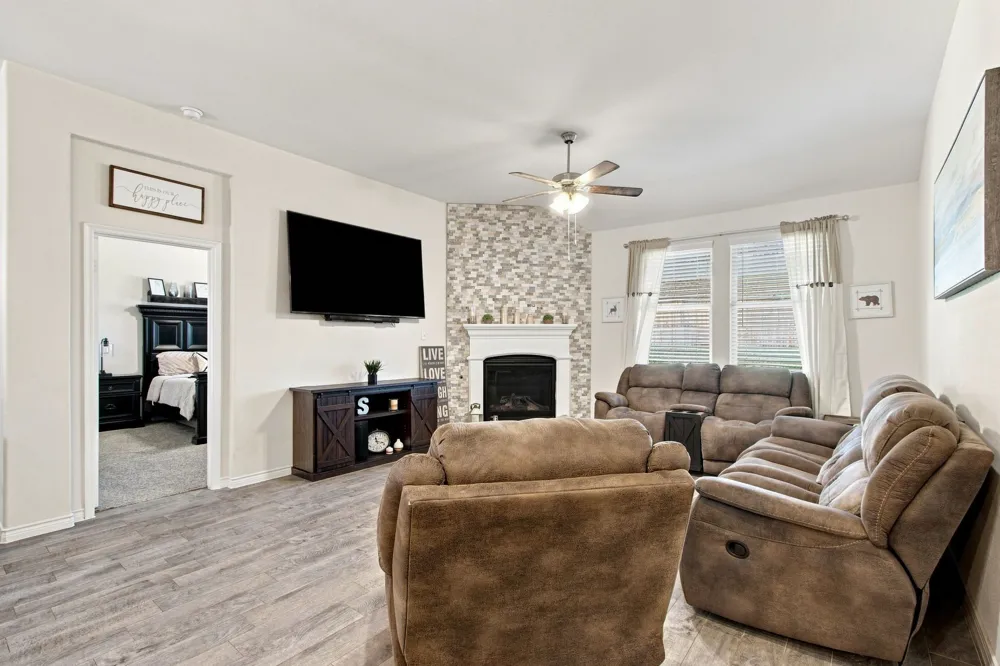 11217 Shady Meadows Way Aubrey, TX 76227