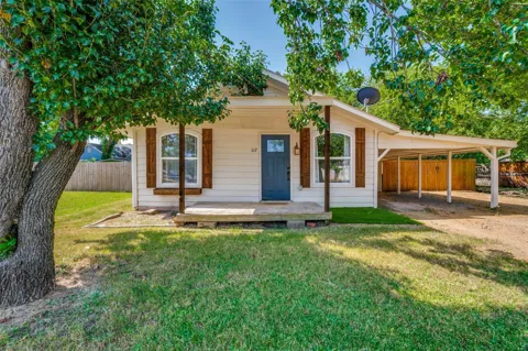 117 E Division Street