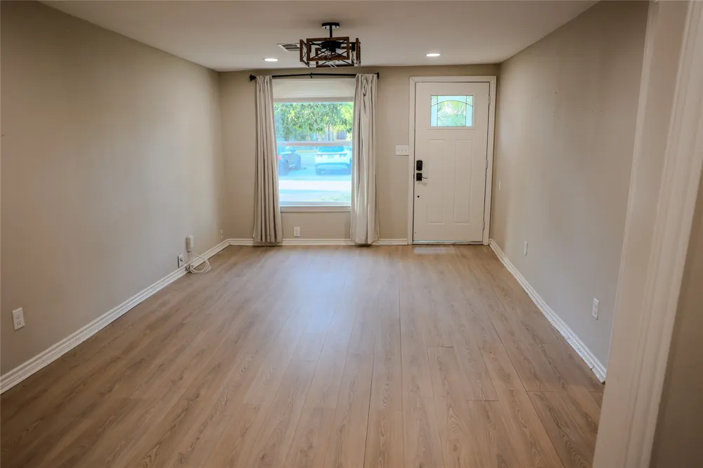 117 E Division Street Pilot Point, TX 76258