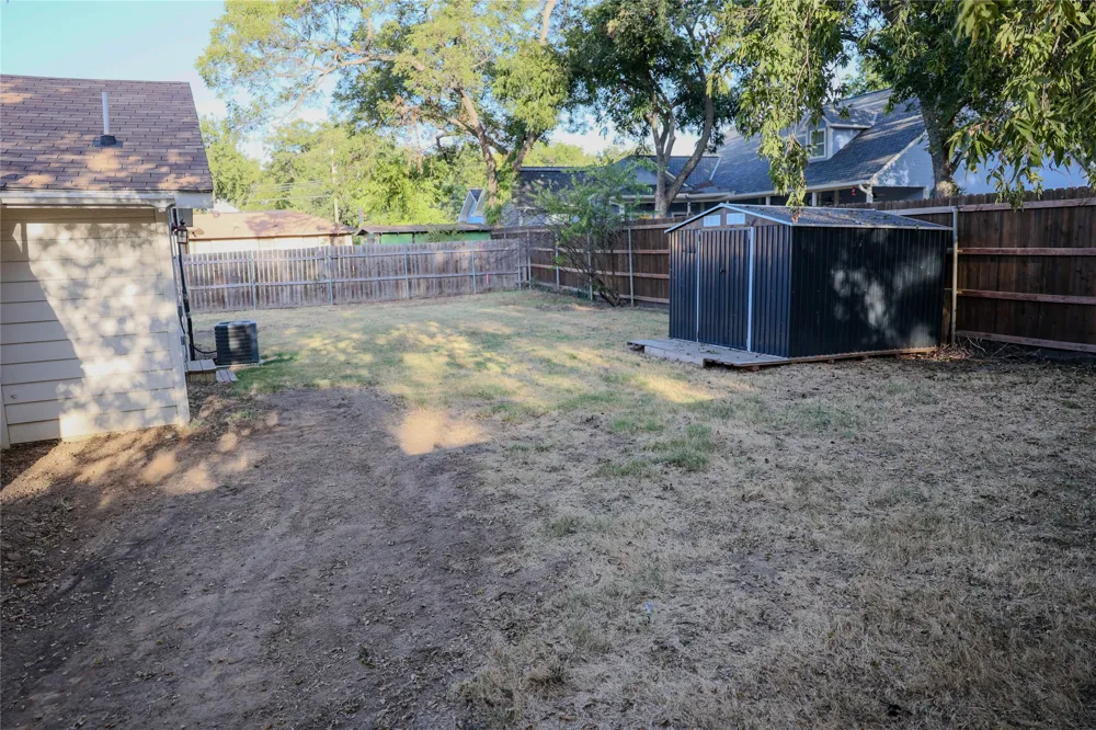 117 E Division Street Pilot Point, TX 76258
