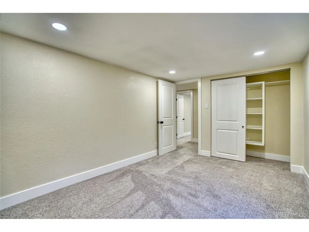 970 W 1st Avenue Broomfield, CO 80020