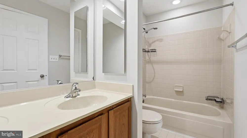 7843 SABRE COURT Manassas, VA 20109