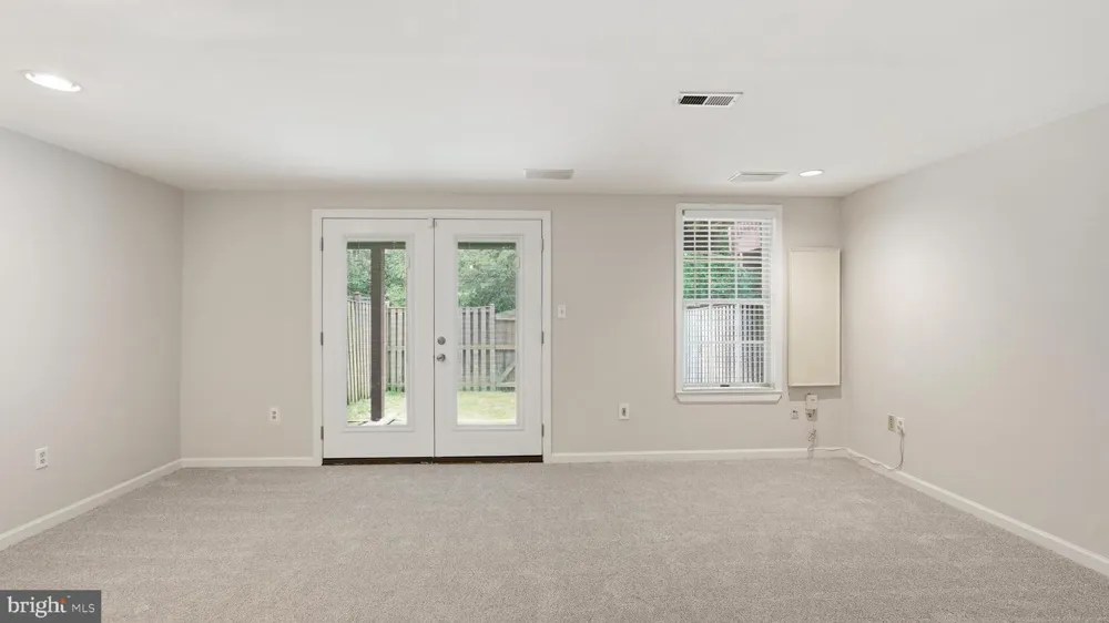 7843 SABRE COURT Manassas, VA 20109