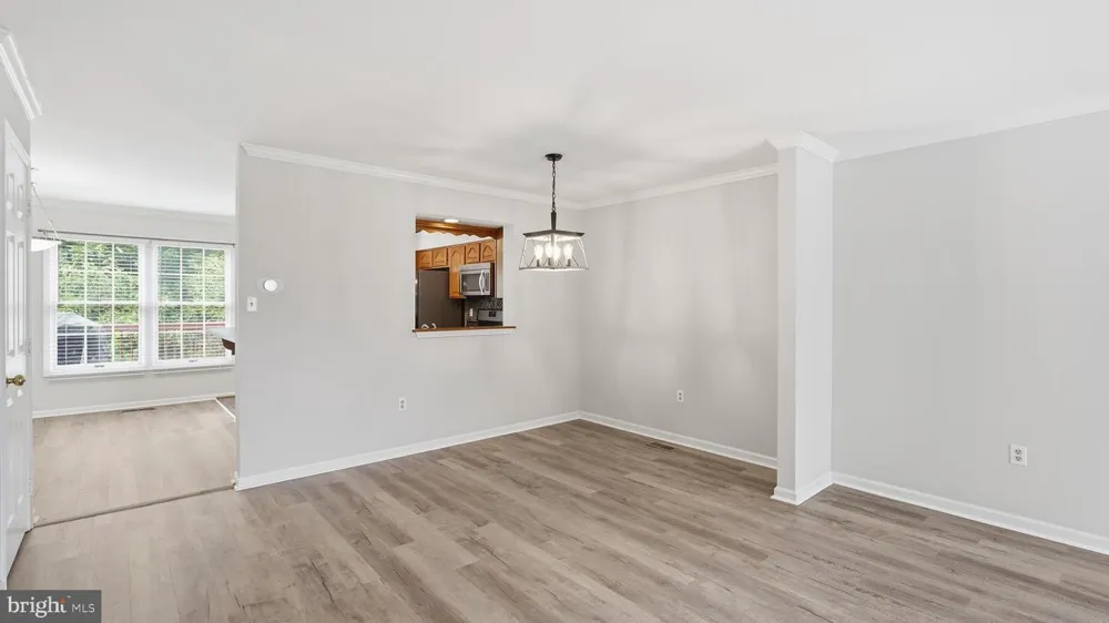 7843 SABRE COURT Manassas, VA 20109