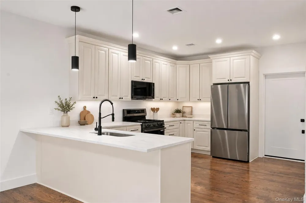 429 County Route 56 New Hampton, NY 10958