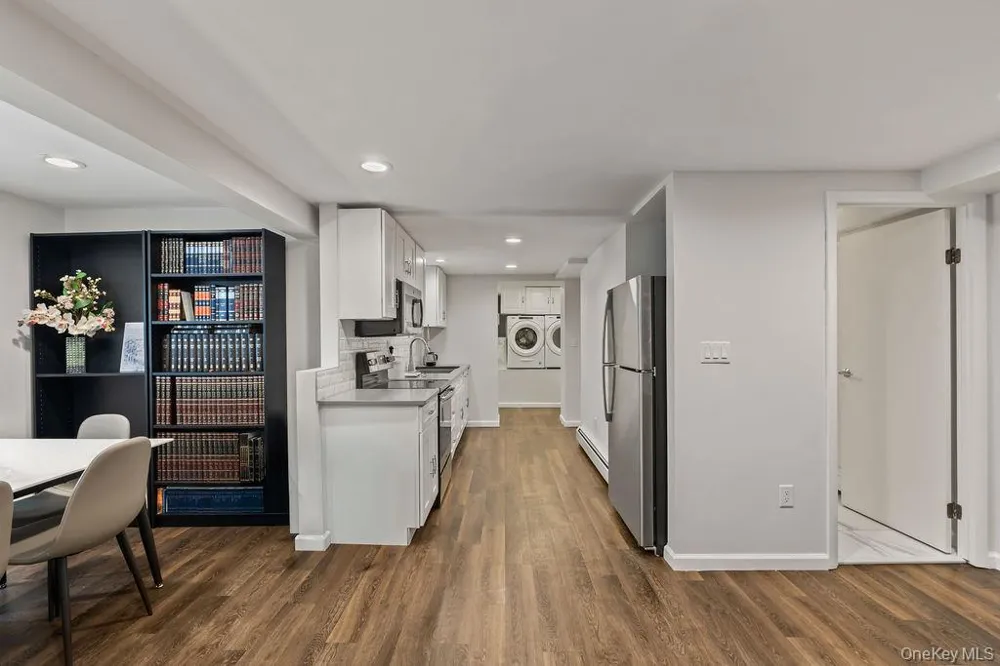 176 Grandview Avenue Monsey, NY 10952
