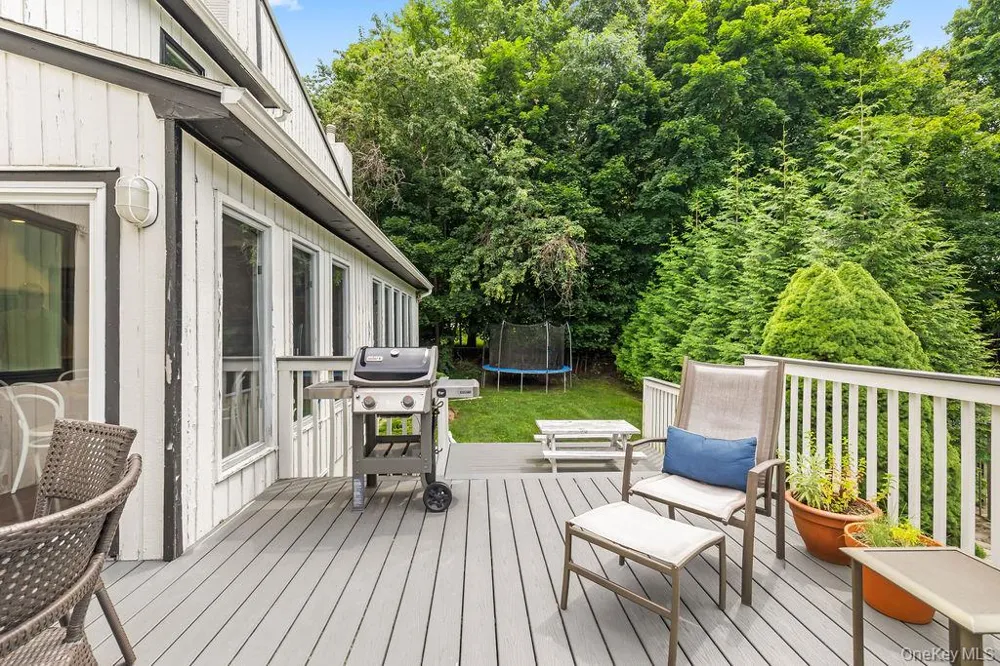 176 Grandview Avenue Monsey, NY 10952