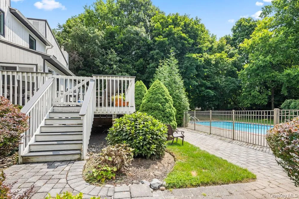 176 Grandview Avenue Monsey, NY 10952