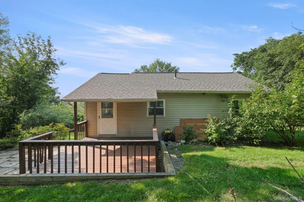 15 Crestwood Trail Monroe, NY 10950