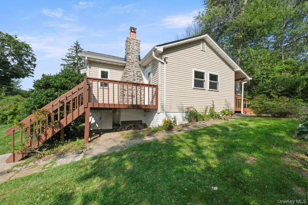 15 Crestwood Trail Monroe, NY 10950