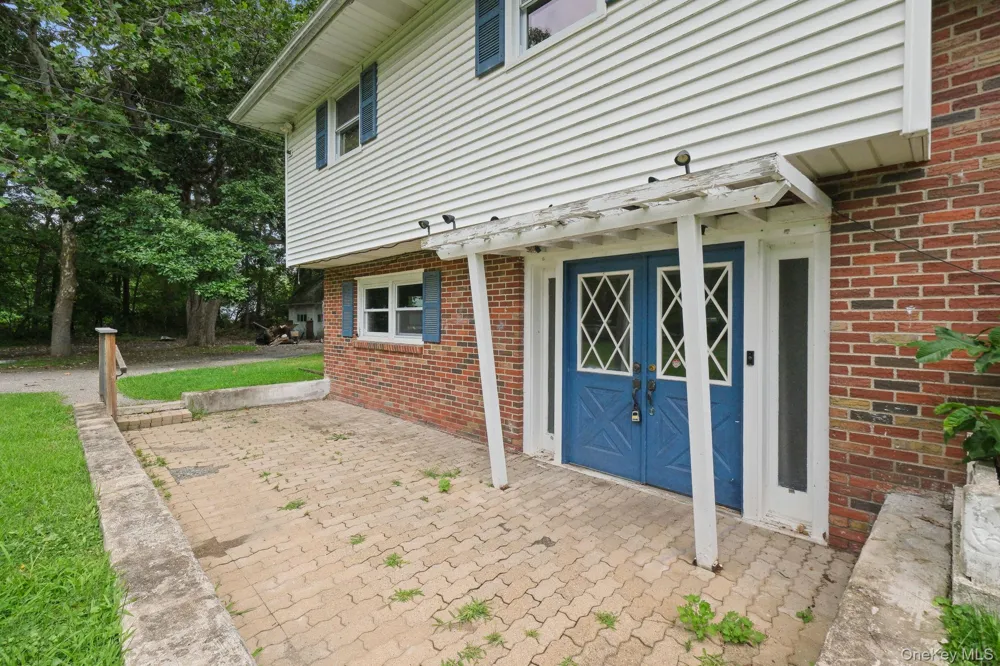 10 Creeden Drive Middletown, NY 10940
