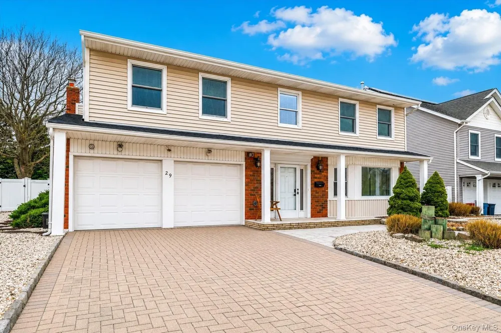 29 Donna Lane Lido Beach, NY 11561