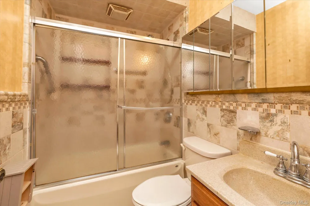 373 Argyle Road Cedarhurst, NY 11516