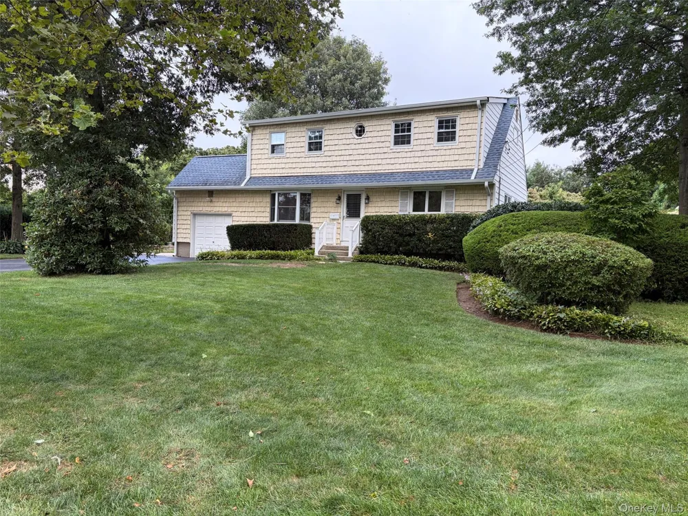 21 Purdy Avenue East Northport, NY 11731