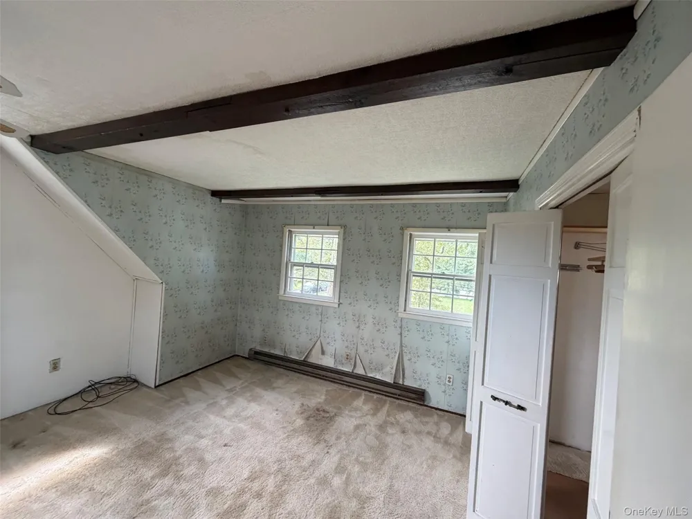 21 Purdy Avenue East Northport, NY 11731