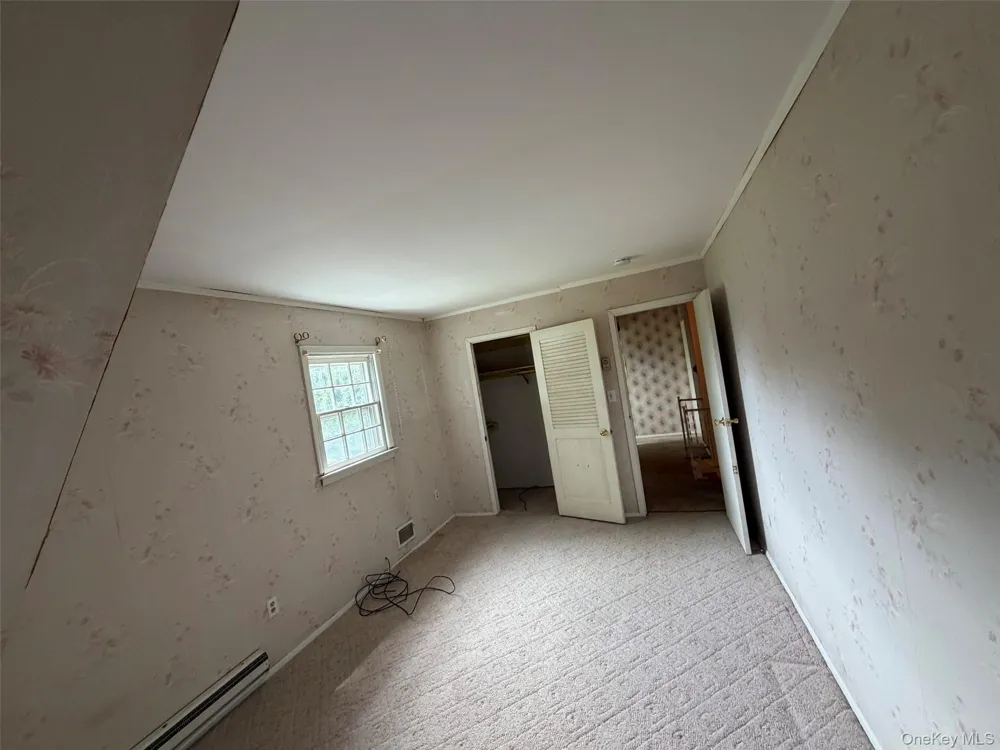 21 Purdy Avenue East Northport, NY 11731