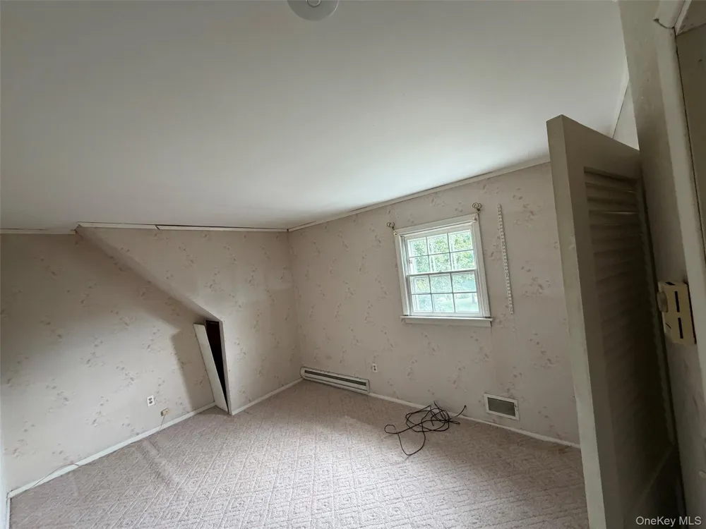 21 Purdy Avenue East Northport, NY 11731