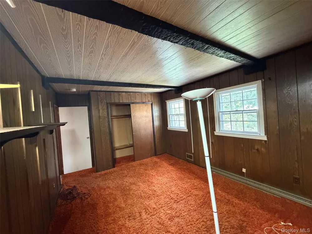 21 Purdy Avenue East Northport, NY 11731