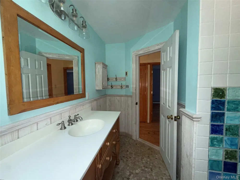 51 Hastings Drive Stony Brook, NY 11790