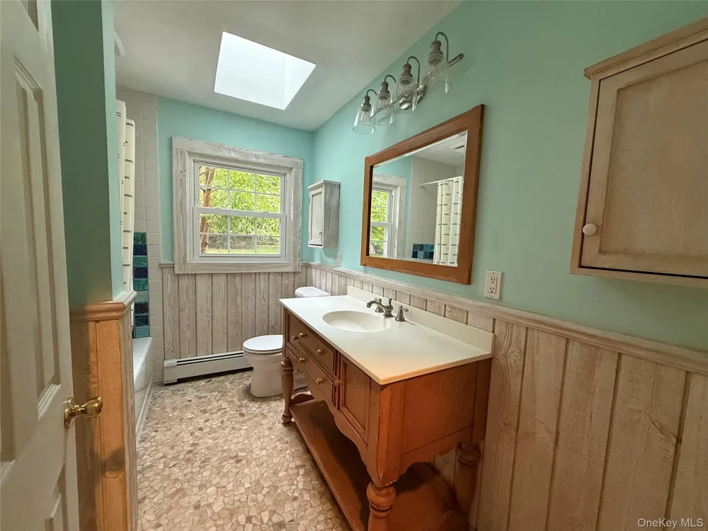 51 Hastings Drive Stony Brook, NY 11790