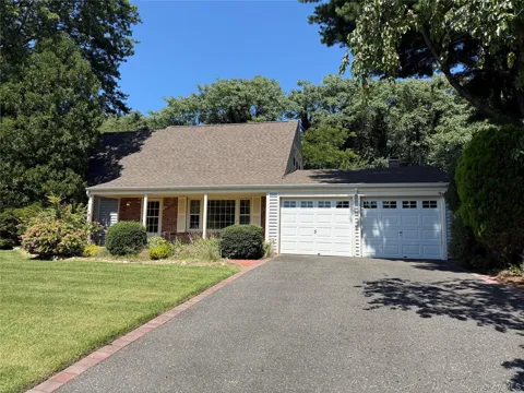 51 Hastings Drive