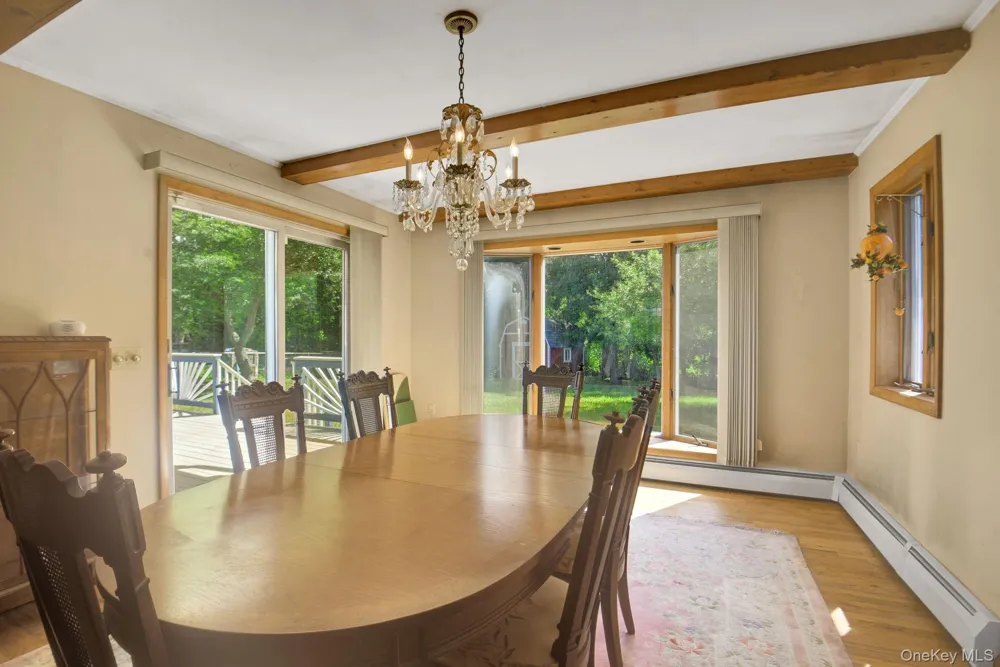 22 Greenvale Farms Road Poughkeepsie, NY 12603