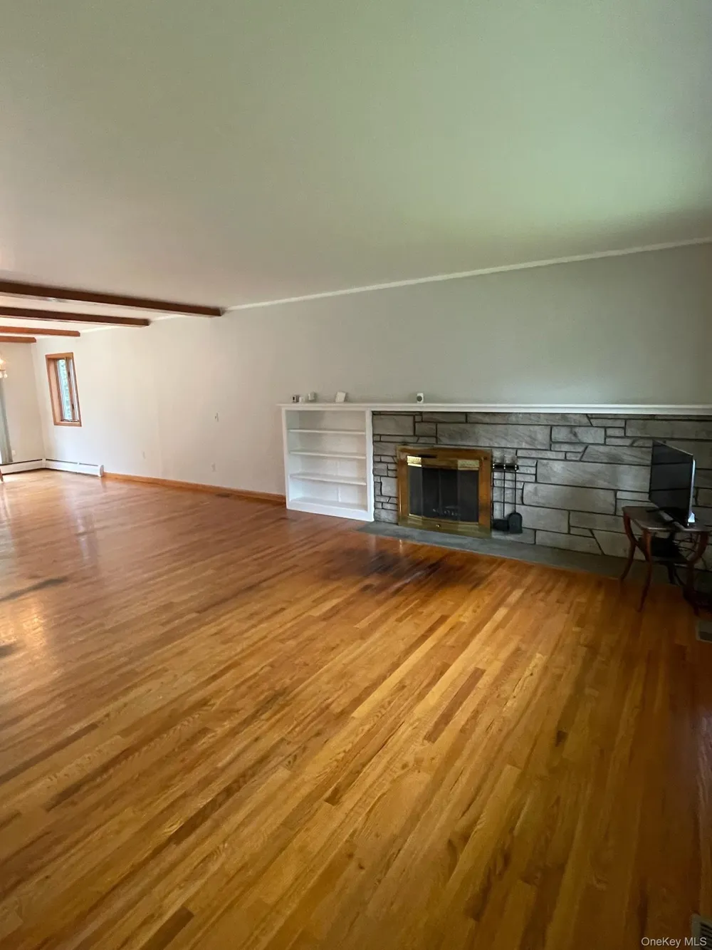 22 Greenvale Farms Road Poughkeepsie, NY 12603