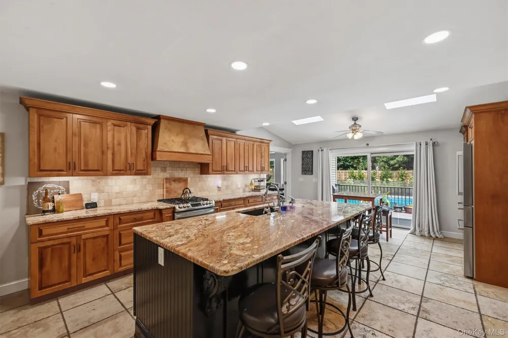 3 Kevin Drive Suffern, NY 10901